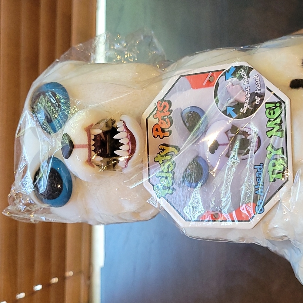 Mostly Sealed Fiesty Pets plush Horror 🎃
